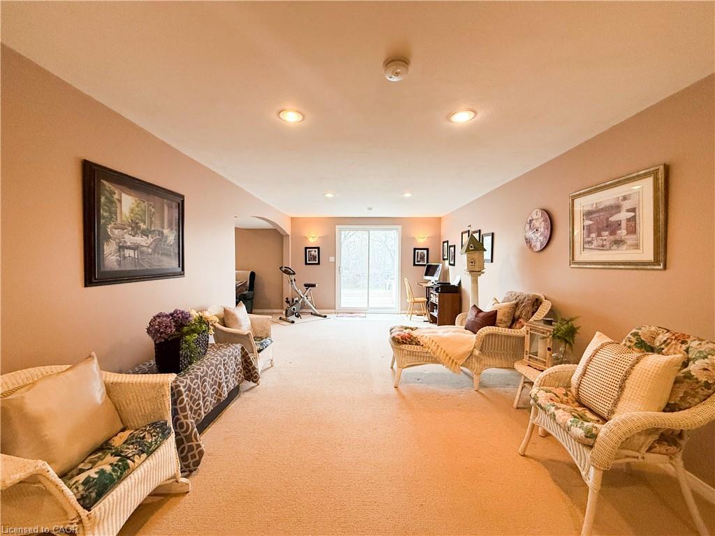 33a Lingwood Drive Property Photo 25