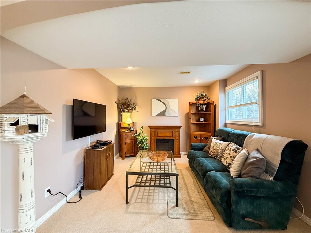 33a Lingwood Drive Property Photo 27