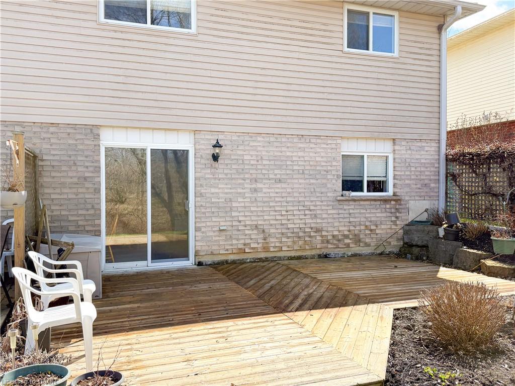 33a Lingwood Drive Property Photo 31