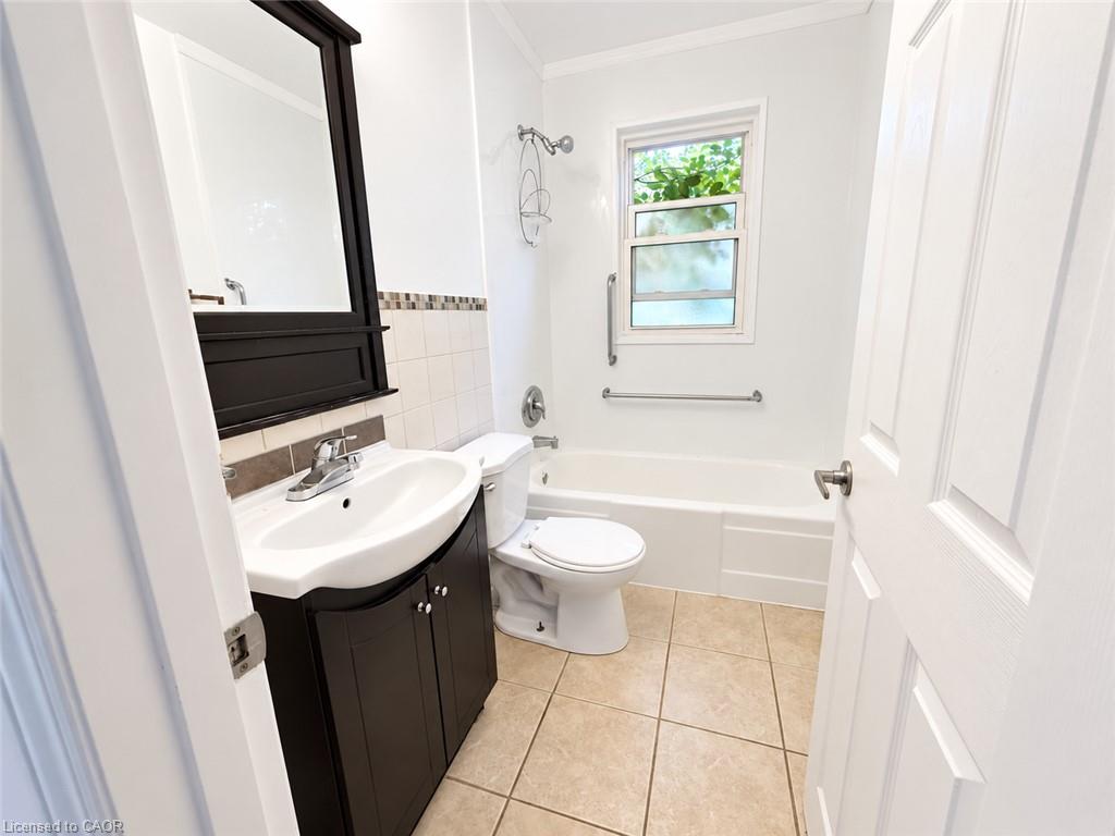 501 Upper Wellington Street Property Photo 10