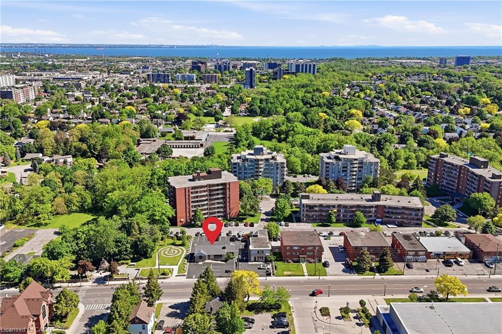 60 King Street W Property Photo 15