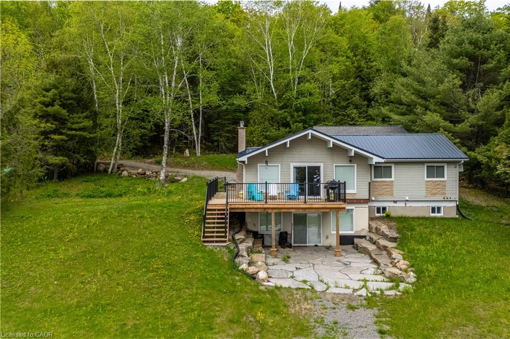1056 Inawendawin Road Property Photo 2