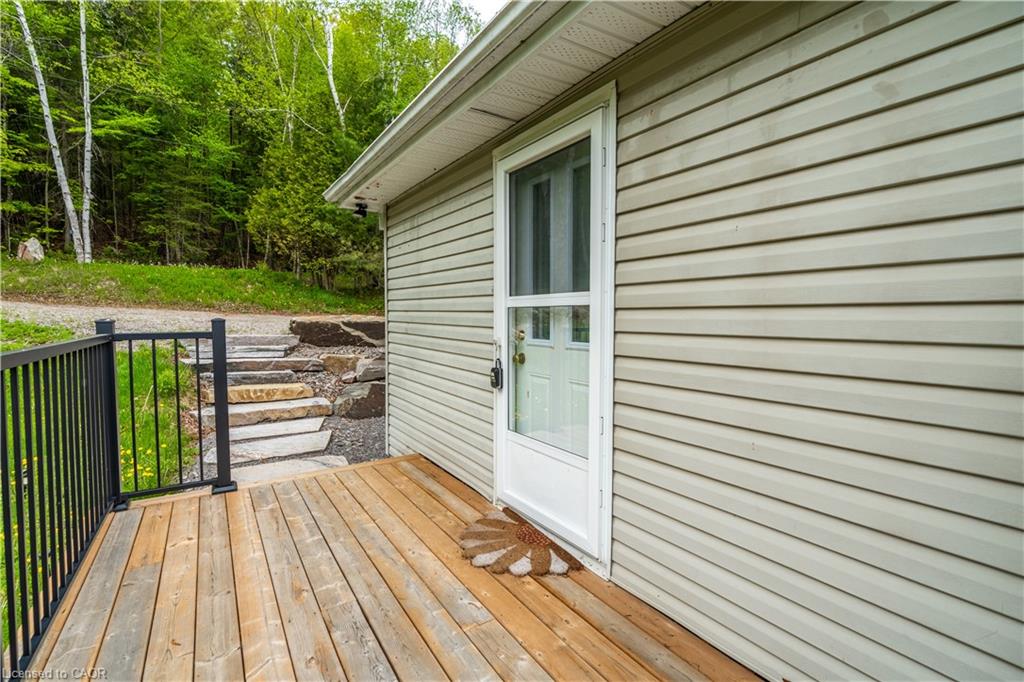 1056 Inawendawin Road Property Photo 32