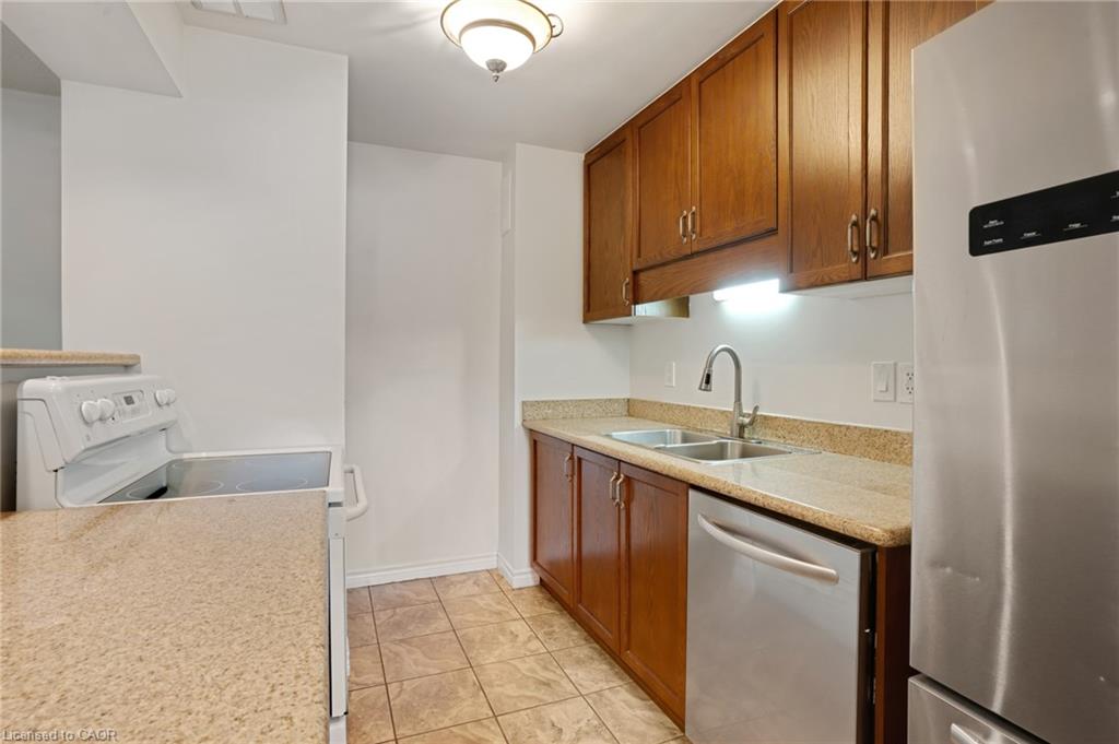 114-793 Colborne Street Property Photo 7
