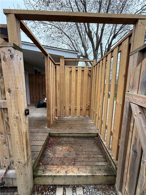 2-41 Beamer Street Property Photo 4