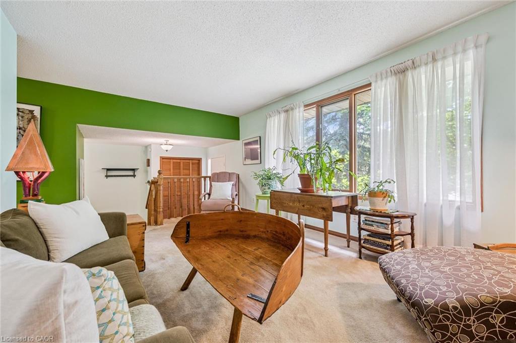18 Mcelderry Road Property Photo 7