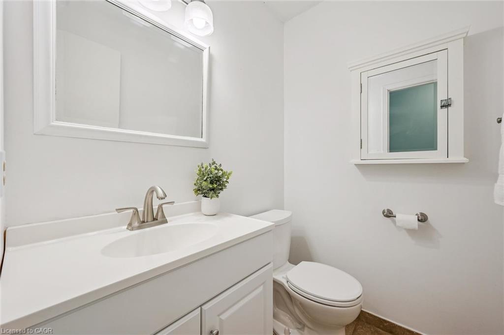 18 Mcelderry Road Property Photo 22