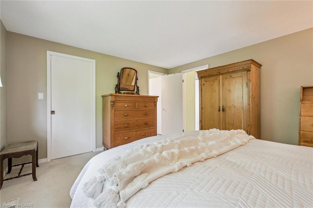 18 Mcelderry Road Property Photo 25