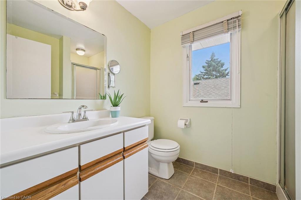 18 Mcelderry Road Property Photo 26