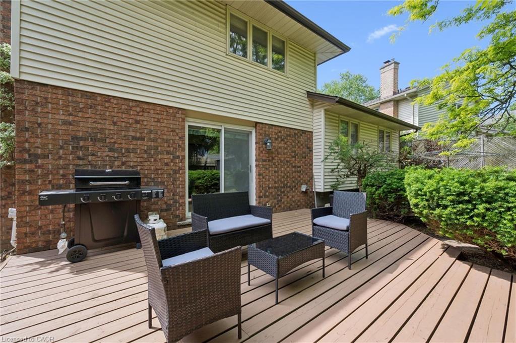 18 Mcelderry Road Property Photo 39