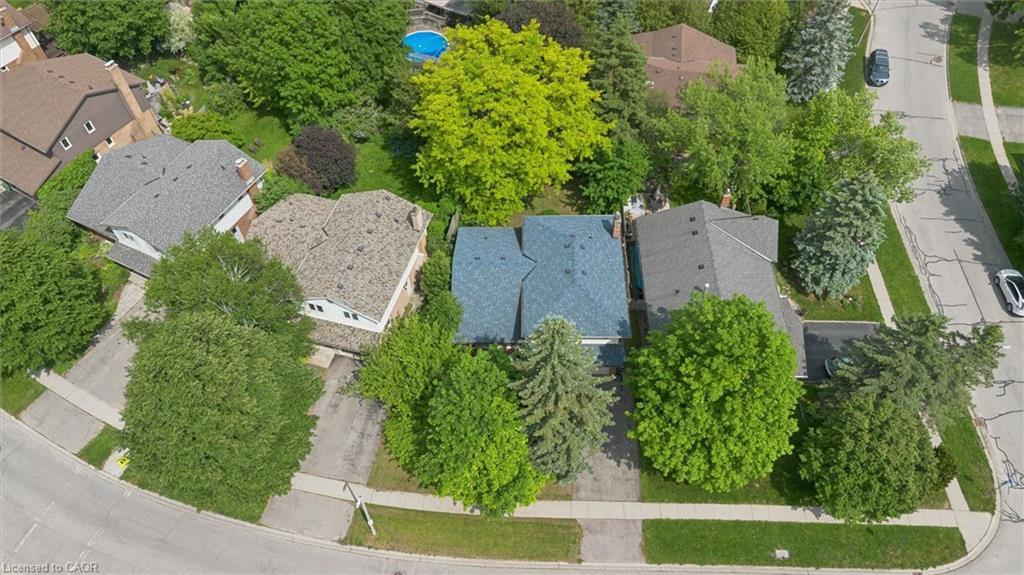 18 Mcelderry Road Property Photo 41