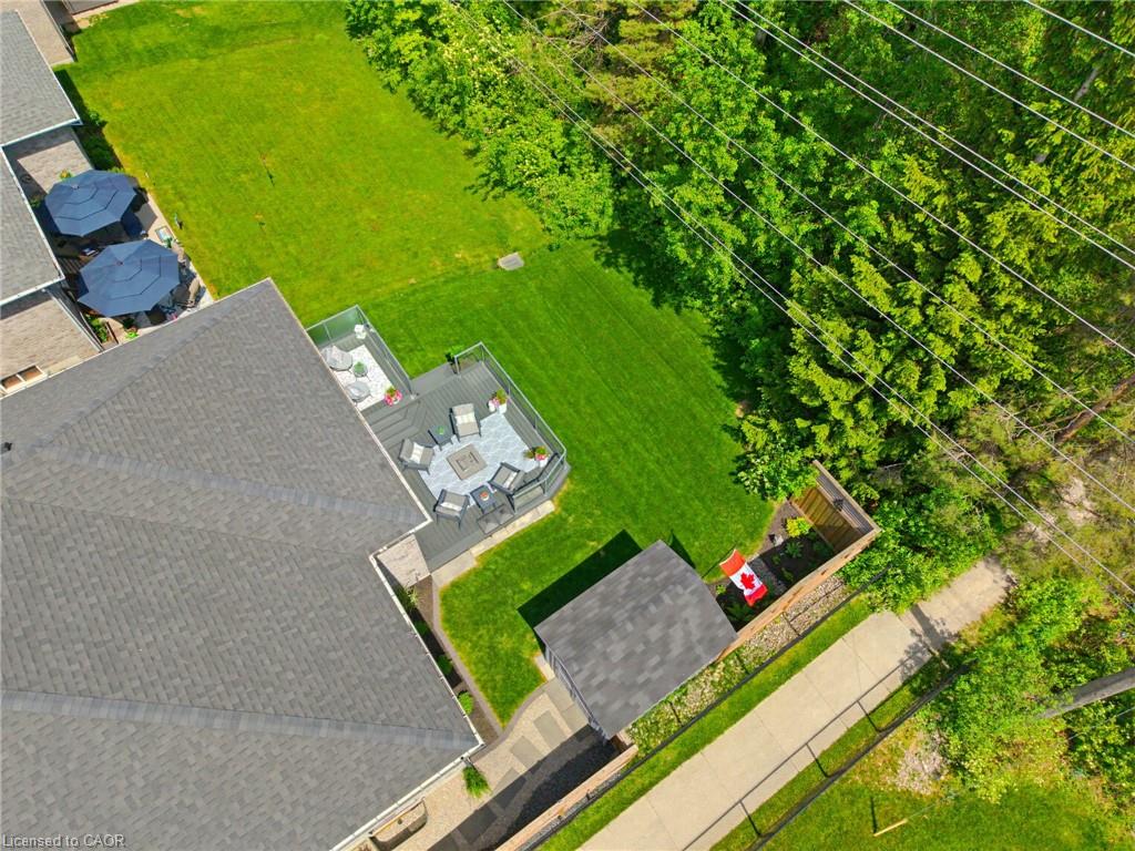 560 Rogers Road Property Photo 2