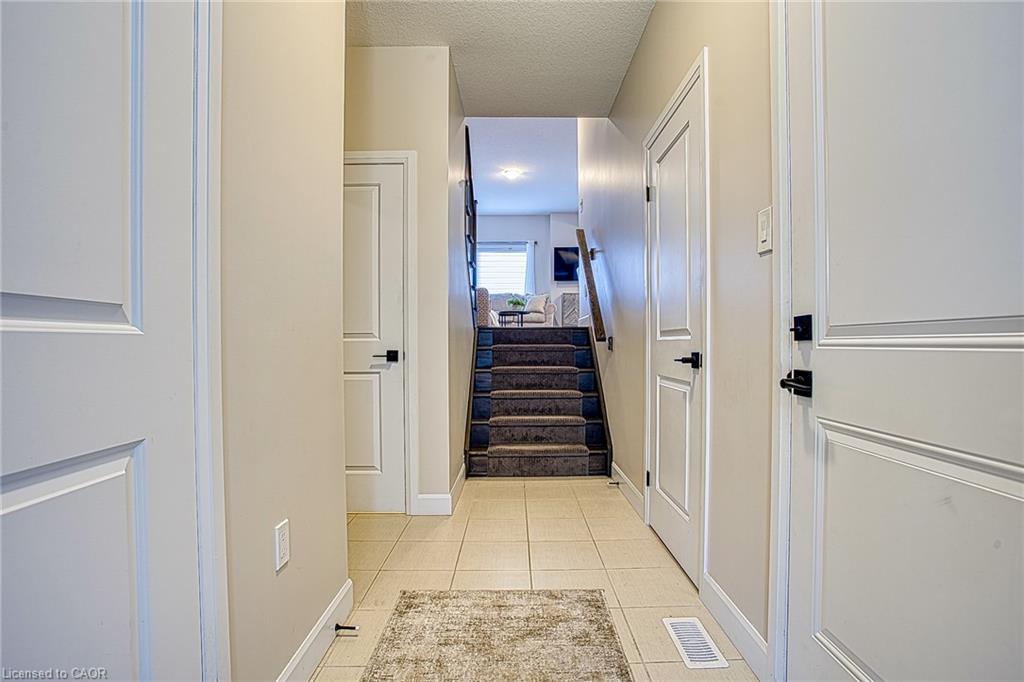 39 Bensley Lane Property Photo 4