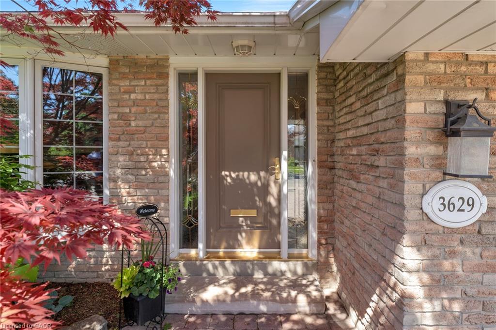 3629 Swirlingleaves Crescent Property Photo 2