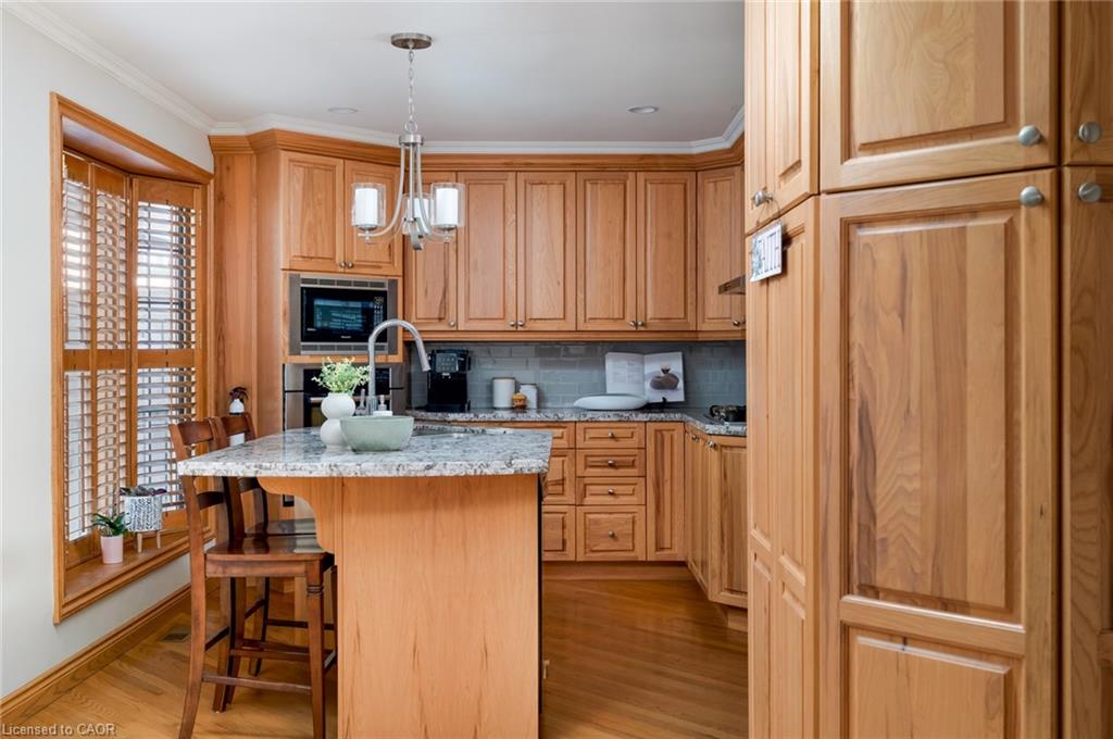 3629 Swirlingleaves Crescent Property Photo 13