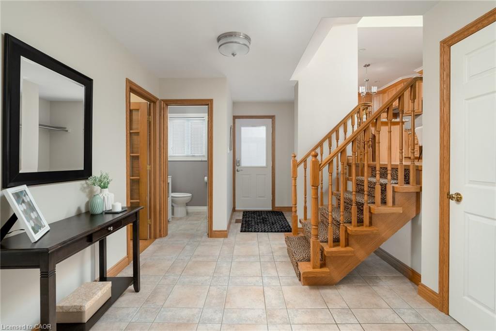 3629 Swirlingleaves Crescent Property Photo 24