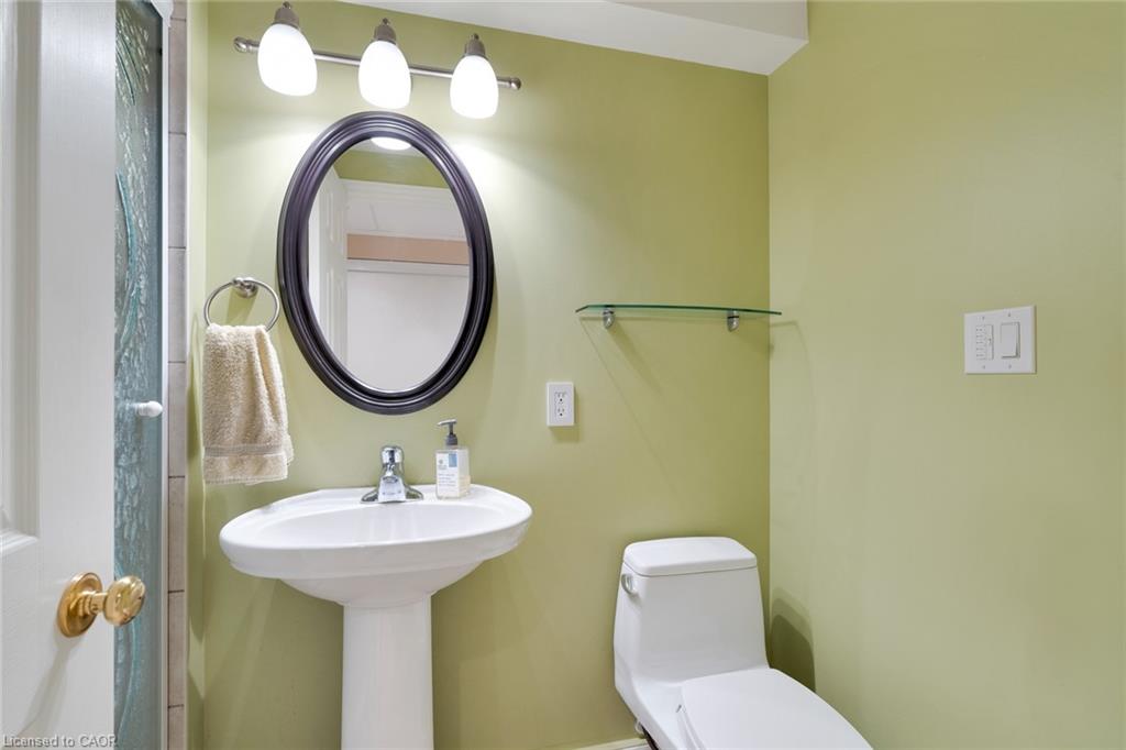 3629 Swirlingleaves Crescent Property Photo 37