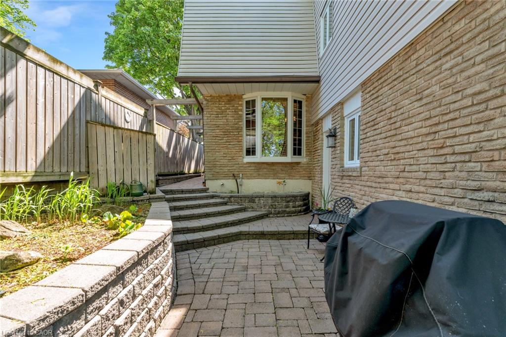 3629 Swirlingleaves Crescent Property Photo 42
