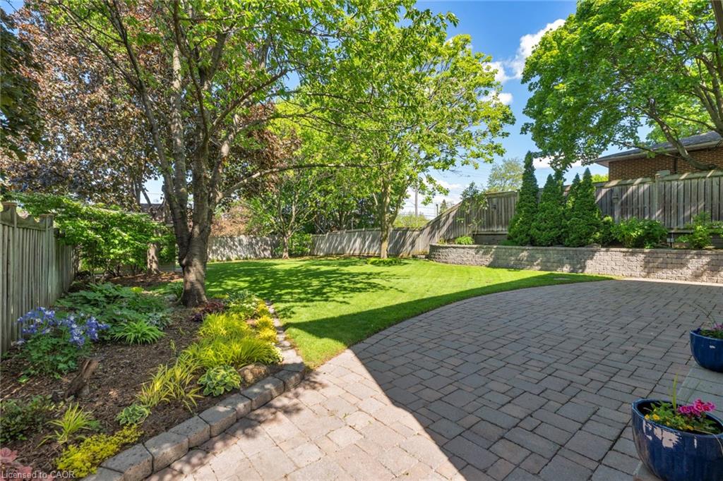 3629 Swirlingleaves Crescent Property Photo 44