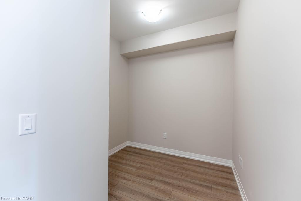 104-120 Springvalley Crescent Property Photo 12