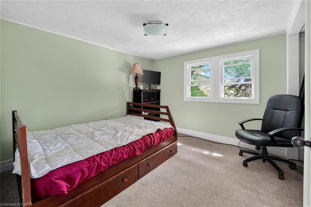 323 Regional 20 Road Property Photo 15