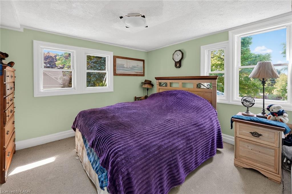 323 Regional 20 Road Property Photo 16