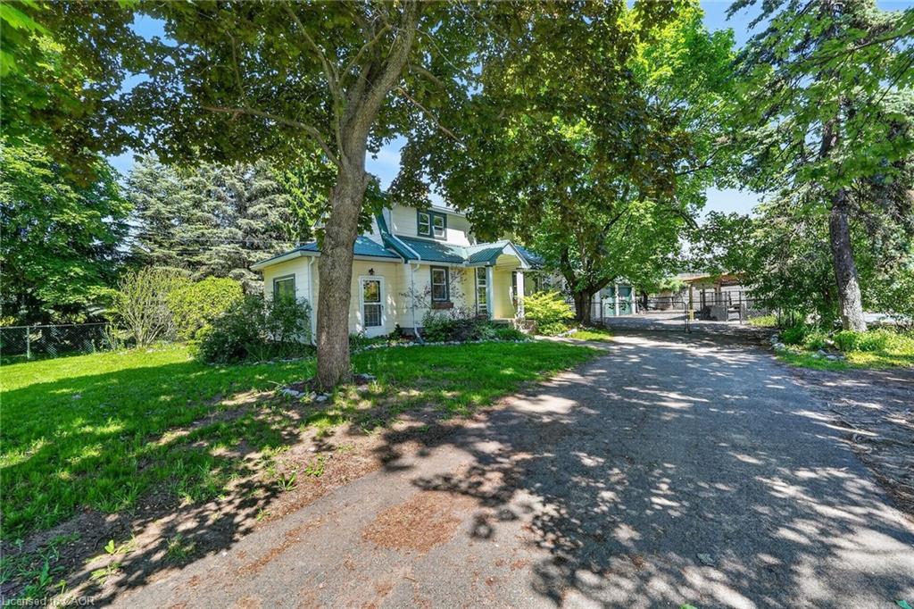 323 Regional 20 Road Property Photo 17