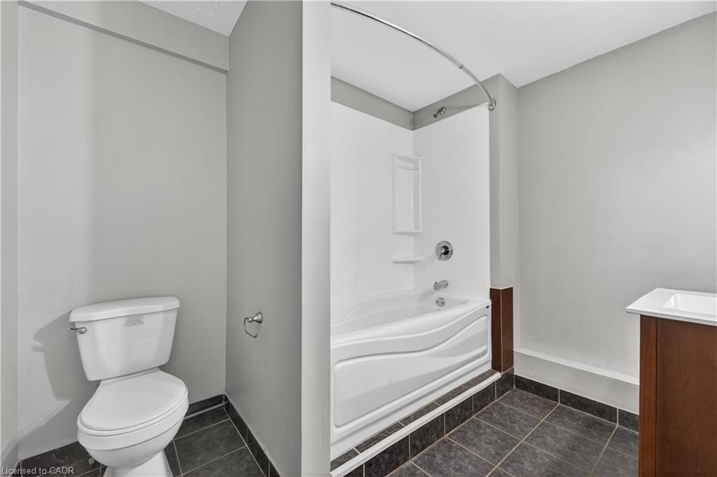 126 Mountain Street Property Photo 6