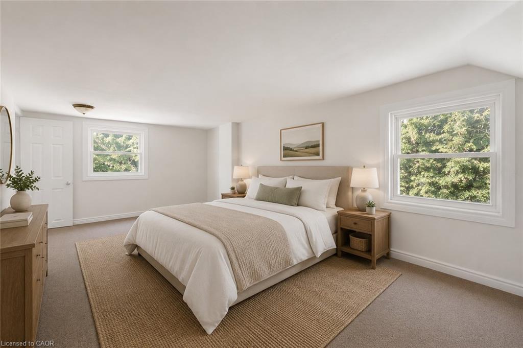 126 Mountain Street Property Photo 7