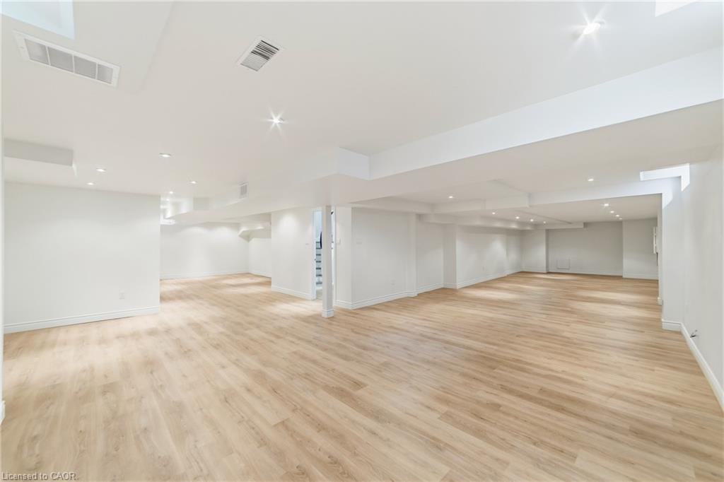 3686 St Laurent Court Property Photo 23