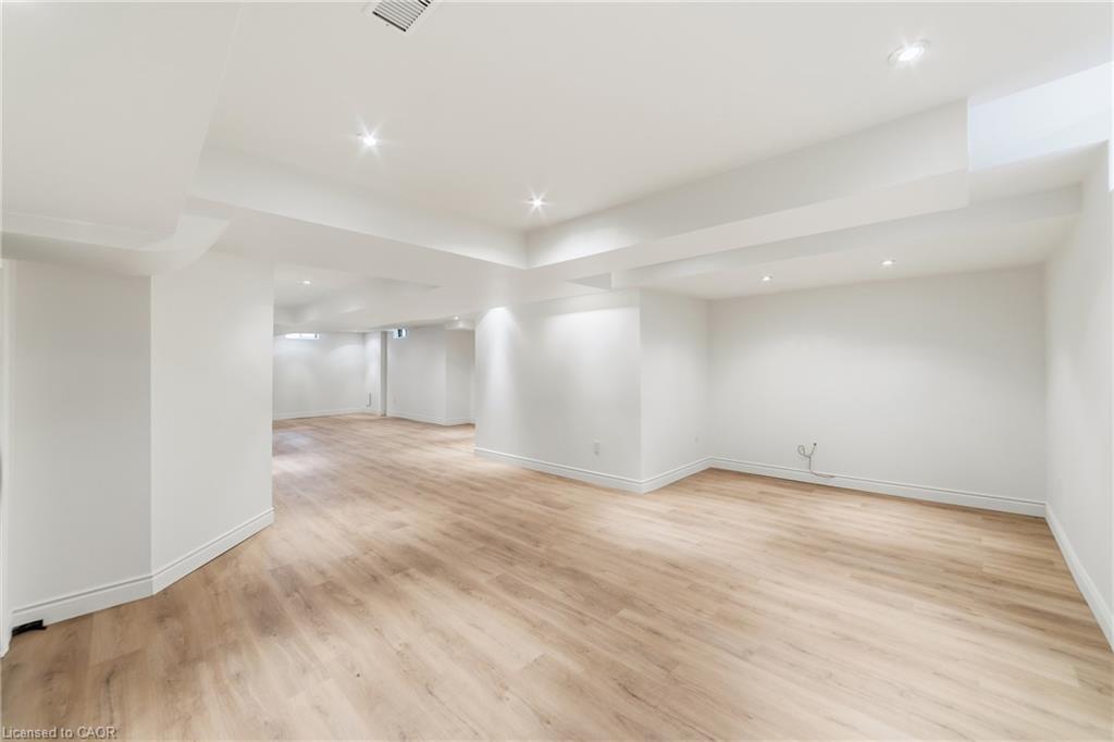 3686 St Laurent Court Property Photo 25