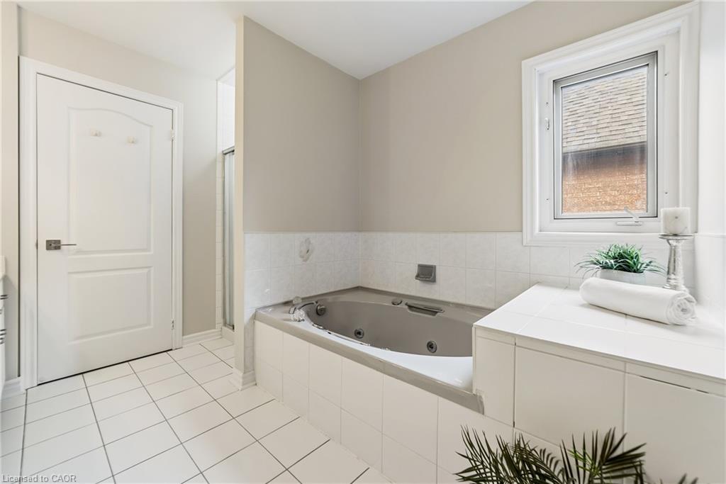 3686 St Laurent Court Property Photo 34