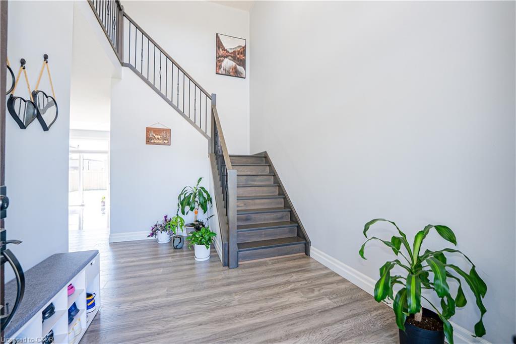 187 Boardwalk Way Property Photo 6