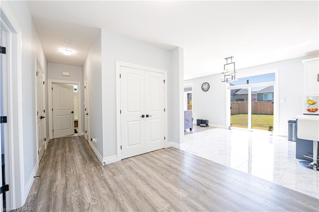 187 Boardwalk Way Property Photo 8