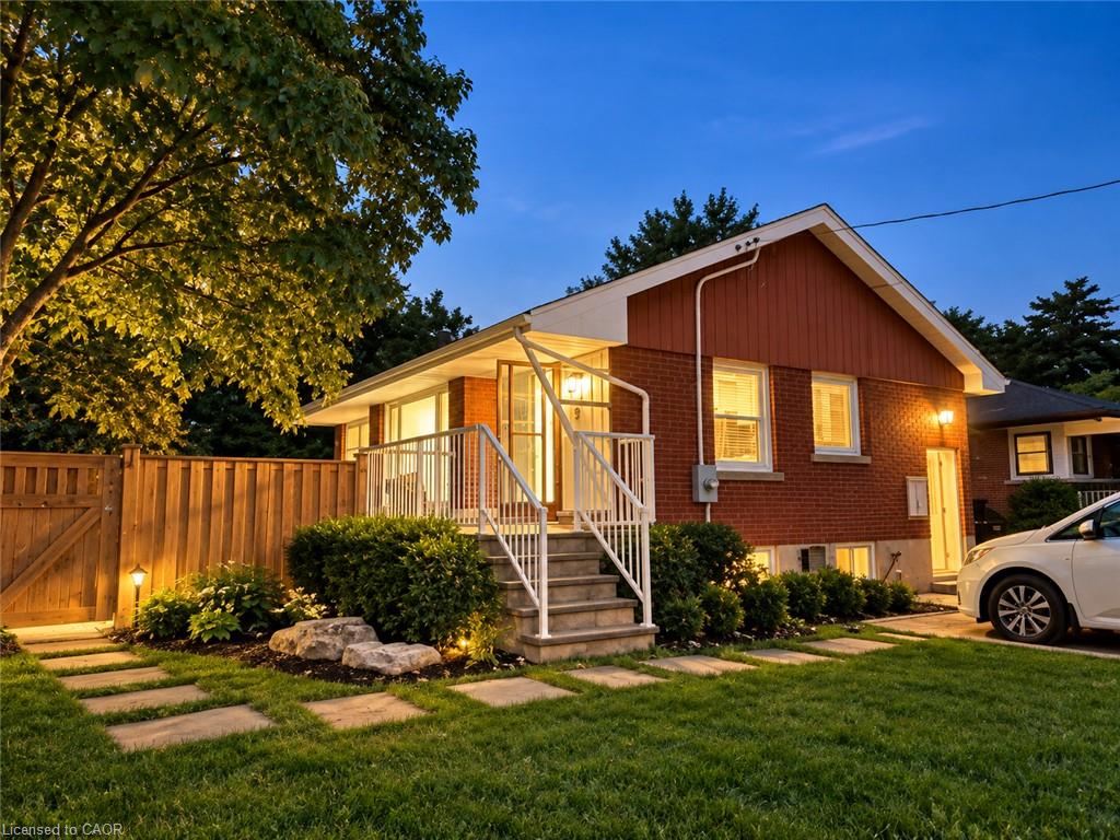 9 Grenadier Drive Property Photo 1
