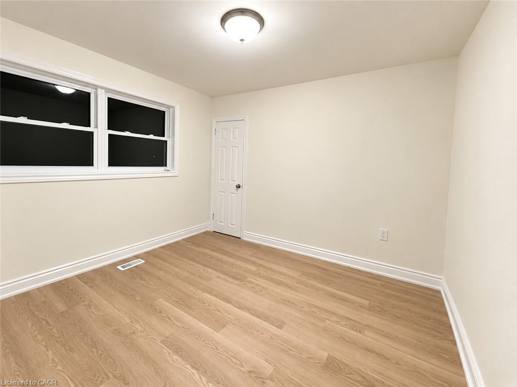 9 Grenadier Drive Property Photo 10