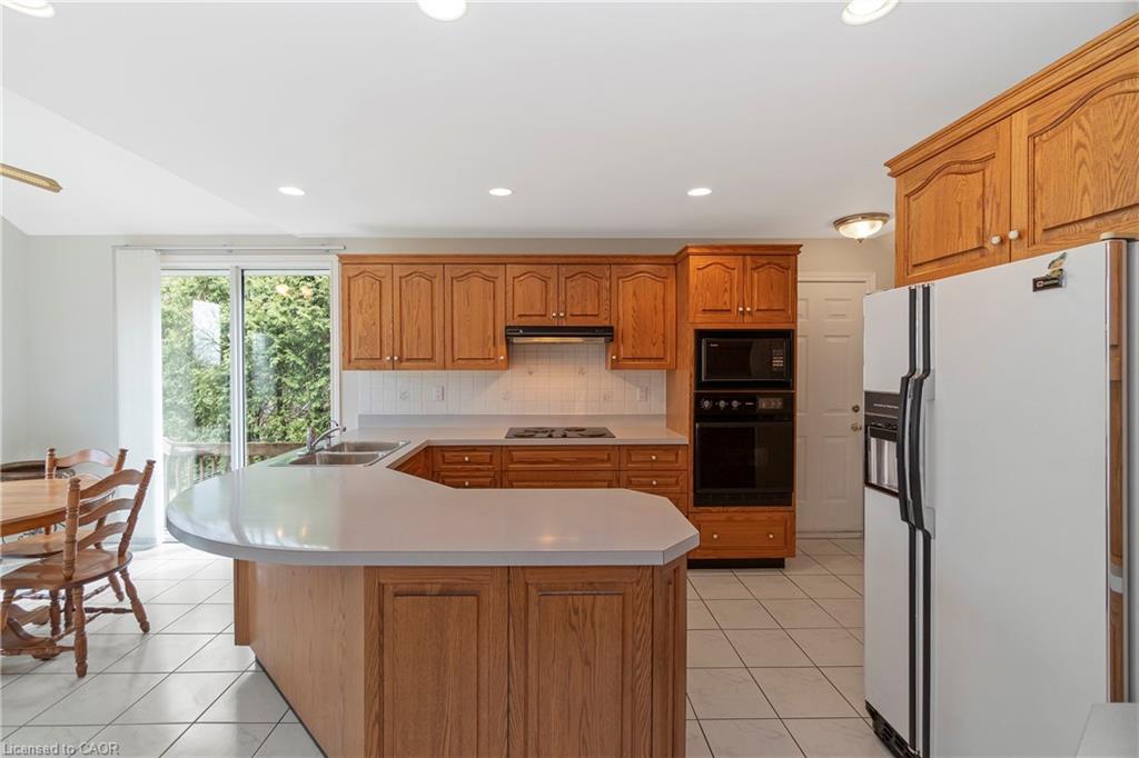 36 Buckingham Drive Property Photo 15