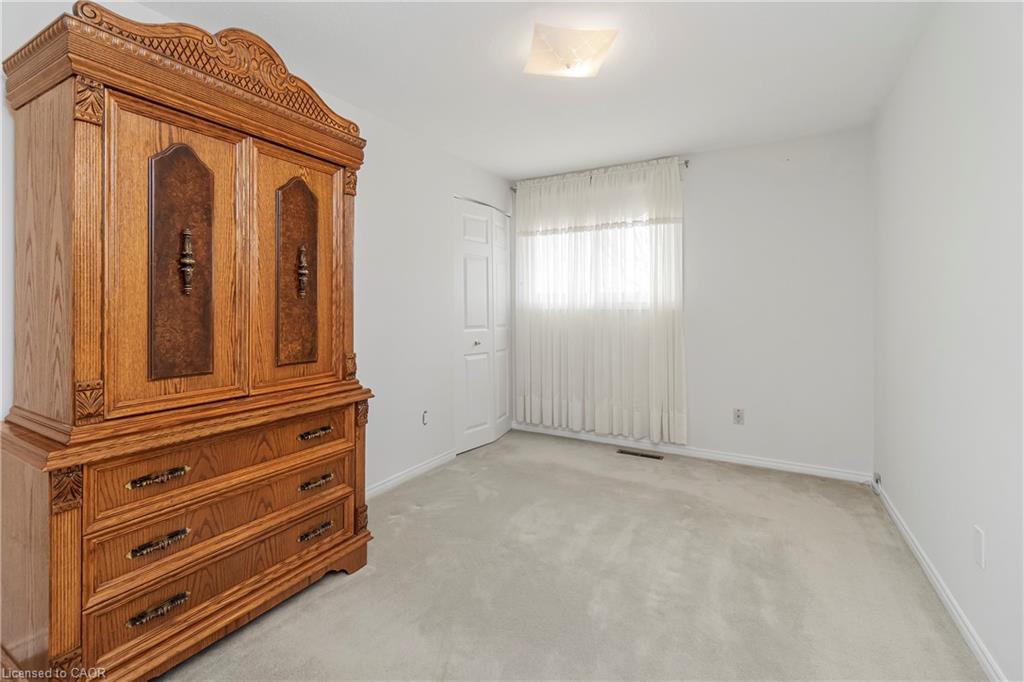 36 Buckingham Drive Property Photo 25