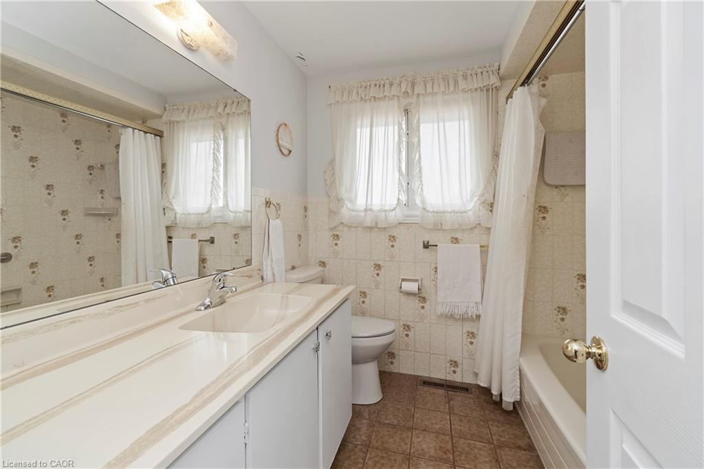 36 Buckingham Drive Property Photo 26