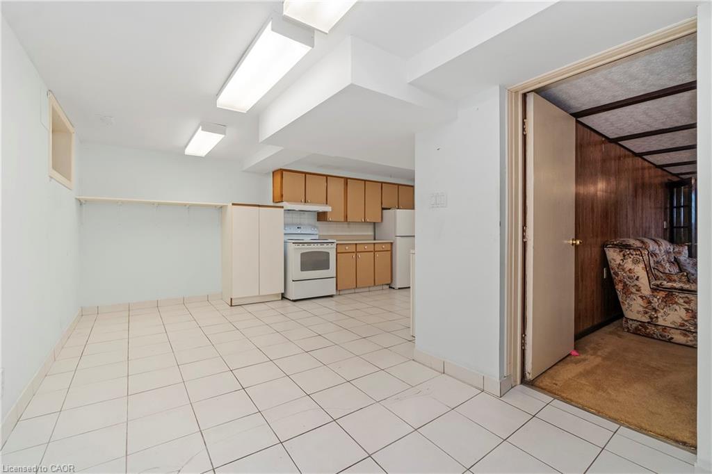 36 Buckingham Drive Property Photo 35