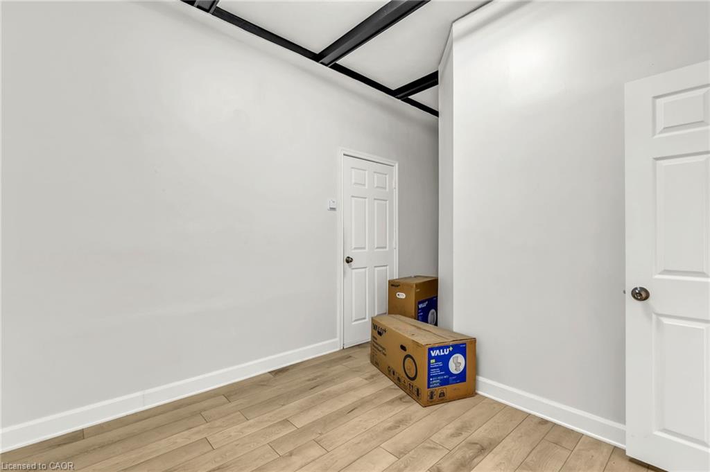 42 Vansittart Avenue Property Photo 6