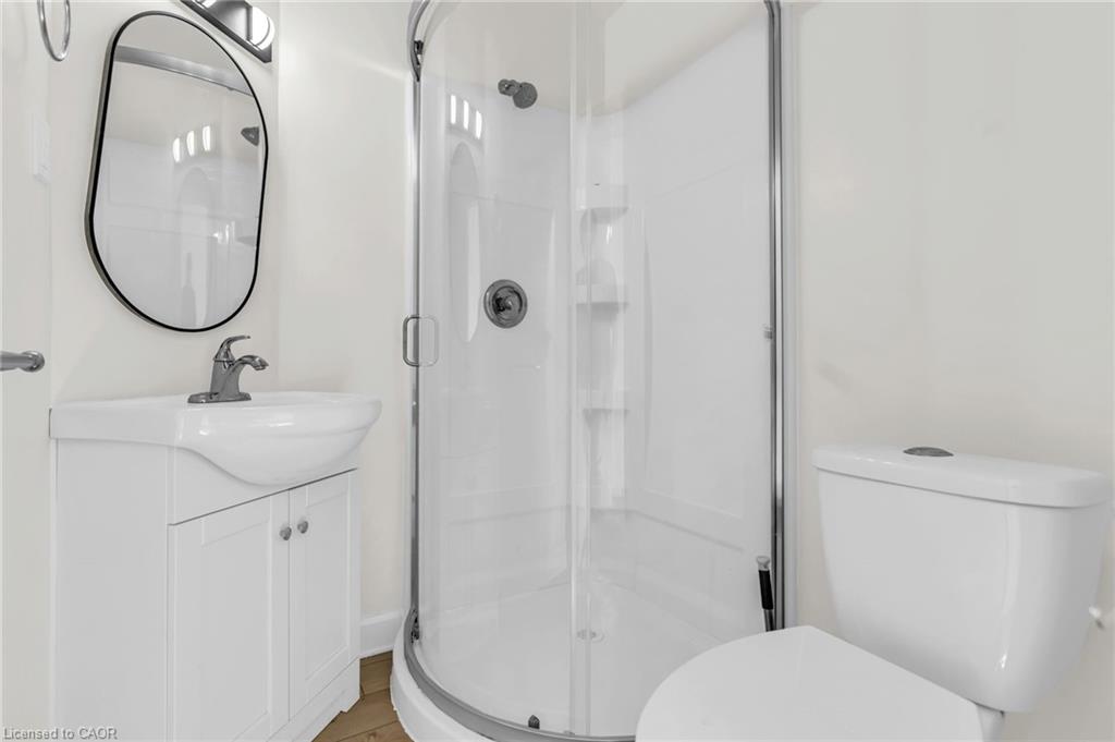 42 Vansittart Avenue Property Photo 8