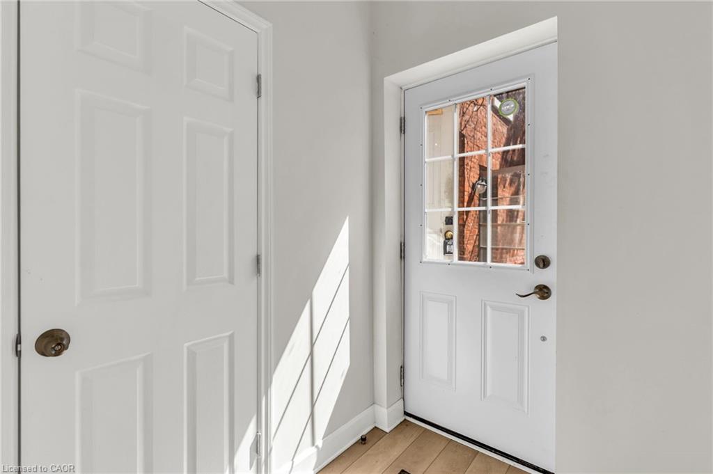 42 Vansittart Avenue Property Photo 11