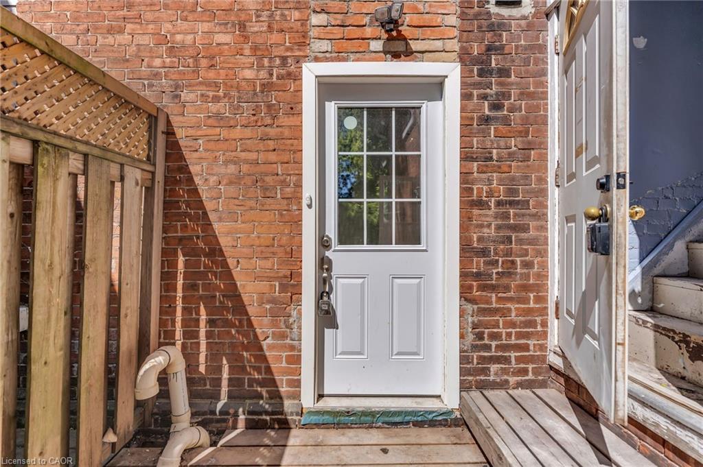 42 Vansittart Avenue Property Photo 14