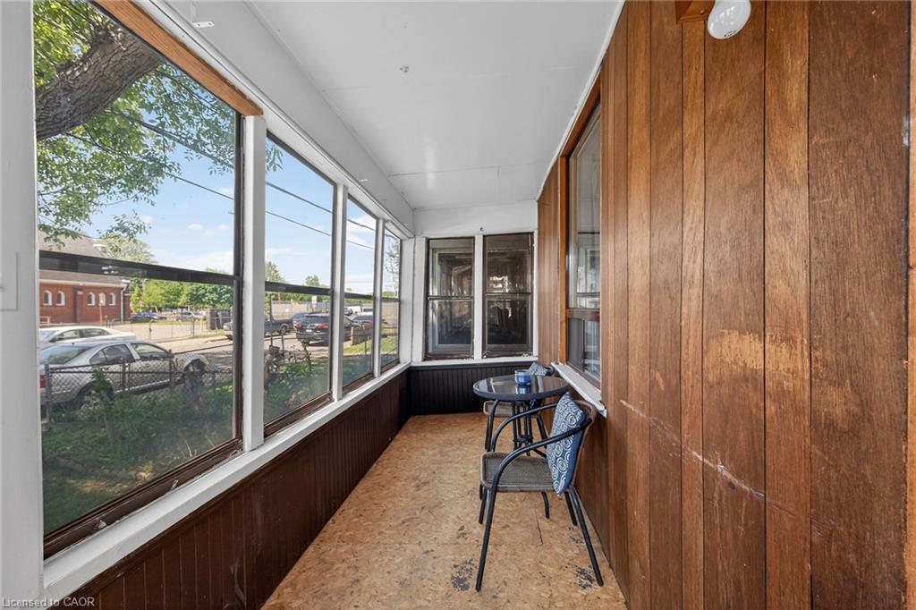 13 Brant Street Property Photo 5