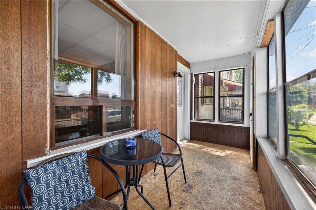 13 Brant Street Property Photo 6