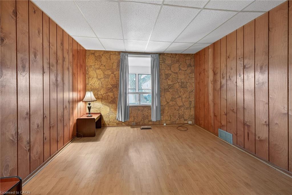 13 Brant Street Property Photo 12