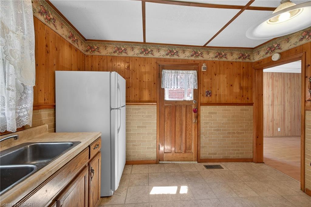 13 Brant Street Property Photo 19