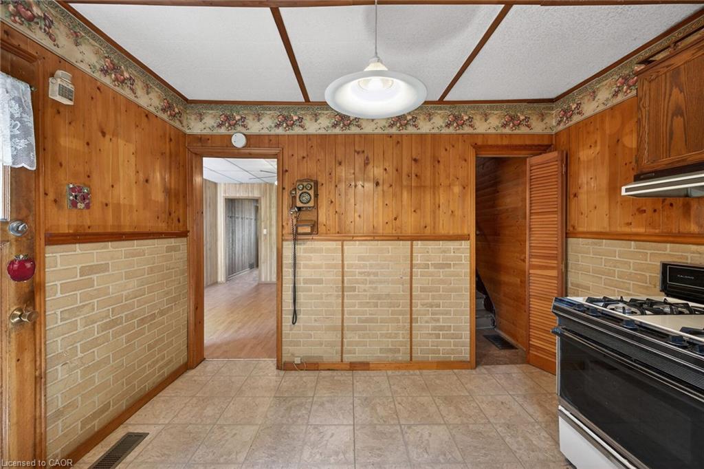 13 Brant Street Property Photo 20