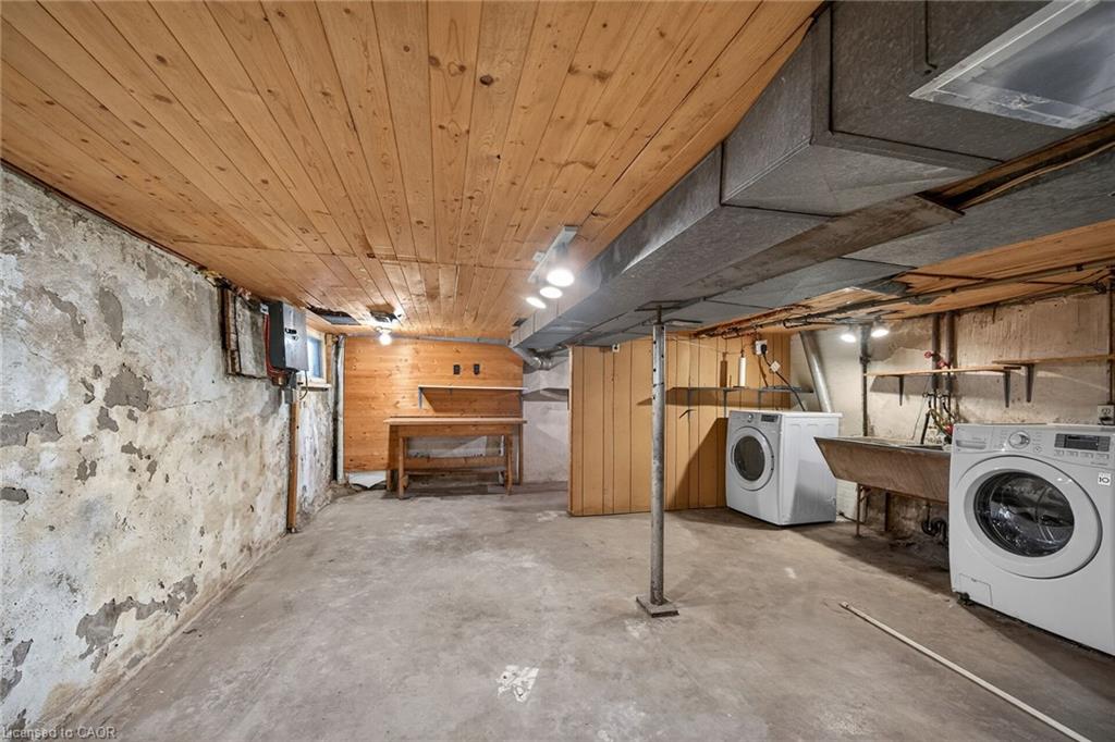 13 Brant Street Property Photo 33